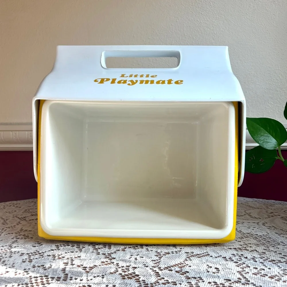 Vintage Igloo Little Playmate Cooler Lemon Yellow White 1980 Lunch Box 4 Quart
